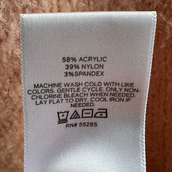 Express Crew Neck Sweater Peach - Picture 8 of 8